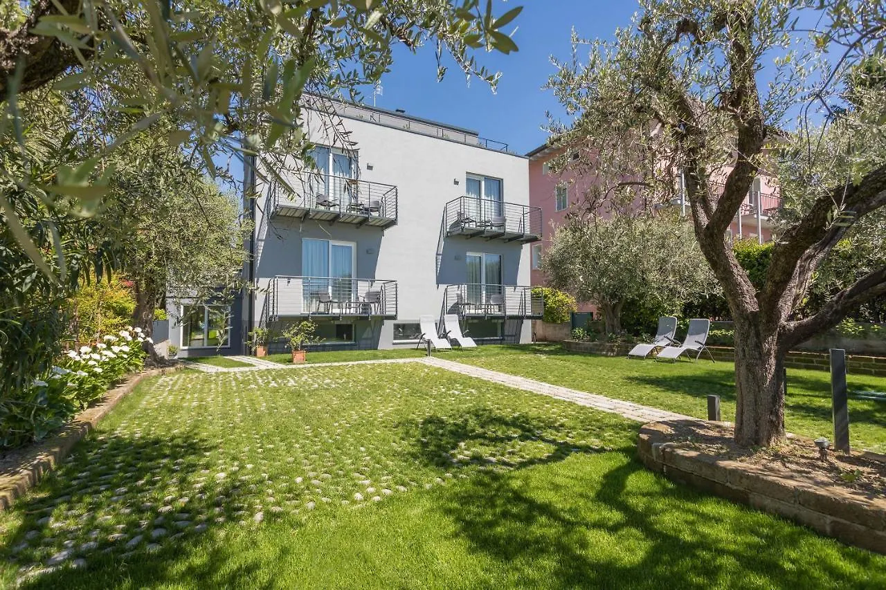 Bed & Breakfast Insula Felix Bed&Breakfast Moniga del Garda